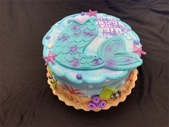 mermaid tail cake